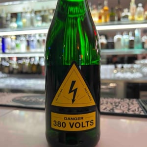 Danger 380 Volts - Milan Nestarec - Milan Nestarec
