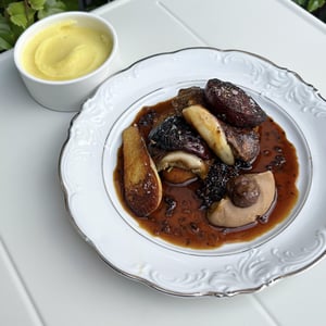 Beetroot À La Rossini — Slow-Roasted Beetroot On Brioche With Porcini Mushrooms, Chestnut Purée, Truffle Madeira Sauce And Potato Purée - Winnowiercy Natural Wine Bistronomie - 1397768