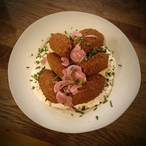 Falafels Sauce Blanche,Pickles D'Oignon Rouge - Le Central Vapeur - 1381407