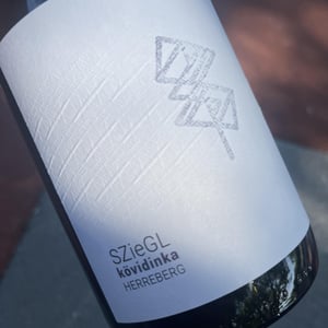 Kövidinka - Sziegl Pince - Petra & Balázs 