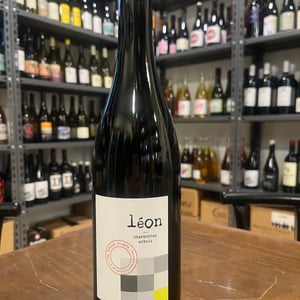 Léon - Les Bottes Rouges - Florien Klein Snuverink & Jean-Baptiste Menigoz 