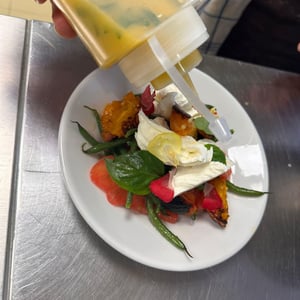 Mozzarella Di Bufala, Albicocche, Fagiolini, Pomodoro Cuore Di Bue - ABC Zattere - 927984