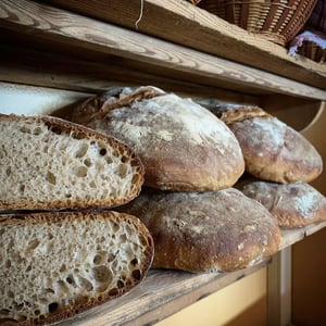 Pane Cotto In Forno A Legna - Ristorante La Rocchetta - 1346671