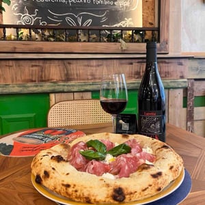 Prenota il tuo tavolo!