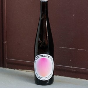 Rot - GLOW GLOW - Weingut Baumberger - Pauline & Carl Baumberger 
