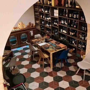 Saletta interna - Officina Del Vino