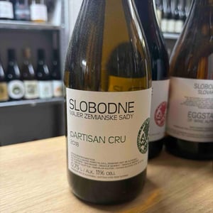 Slobodne Partisan Cru - Slobodné Vinárstvo - Majer Zemianske Sady - Michal Kuropka, Agnes Lovecká, Katarína Kuropková -2018