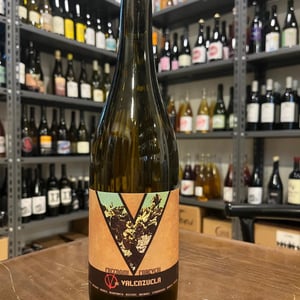 V de Valenzuela - Barranco Oscuro - Manuel & Lorenzo Valenzuela 