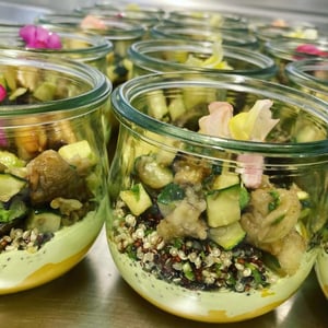 Verrine Veggie, Carotte Et Tahini Au Persil, Aubergine Et Courgette Rôties - Chez Chloé - 1372892