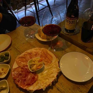 Pacengoto Osteria - Vino • Cucina • Brace