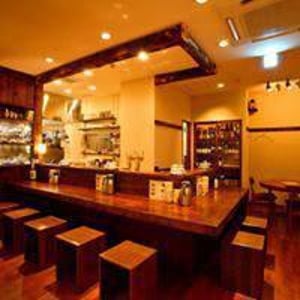 ワインとお惣菜の店