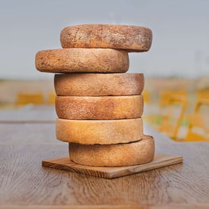 Outstanding Local Parmesan - Kwaśne Jabłko - 594791