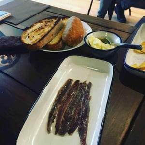 Acciughe E Burro Fatto Da Noi Col Nostro Pane Di Lm - Volatile Vineria - 499918