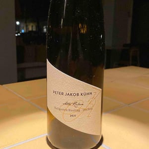 Alte Reben Hallgarten Riesling Trocken - Weingut Peter Jakob Kühn - angela-peter-jakob-kuhn -2021