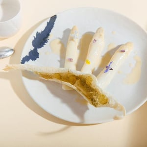 Asperges D'Alsace, Yaourt De Peaux Et Tuile De Levain - Auberge Frankenbourg - 682337