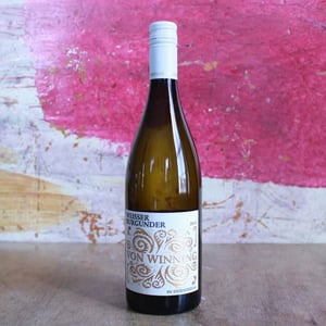 Weisser Burguner Kabinett - Rossler-Schneider - Robert & Priska Schneider 