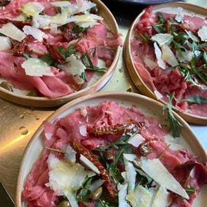 Beef Carpaccio - Villa Bardon - 700353