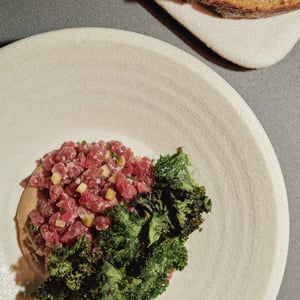 Beef Tartare, Black Garlic Emulsion, Crispy Kale - Alma Prague Restaurant - 711646