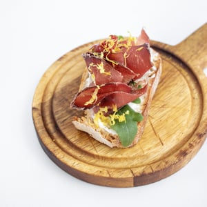 Bruschetta Bresaola - MONTE OFELIO BAR 1020