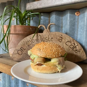 Burger Un Zeste De Truite - Juste à Côté - 680457