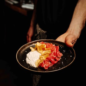 Carpaccio D’Holstein Fumé - Manneken Pis Café - 741527