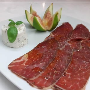 Carpaccio Di Angus Affumicato - Osteria la Ruta - Cucina, enoteca e cicchetteria - 338954