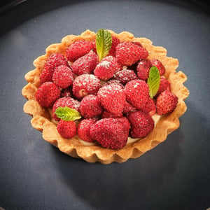 Cestino Di Frolla Con Fragole - Uzeta Bistro Siciliano - 767311