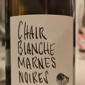 La Bancale - Bastien Baillet & Céline Schuers - Chair blanche marnes noires (label since 2020)