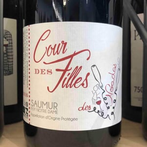 Cour des Filles - Les Noades - Jacky & Vero Ripoche 