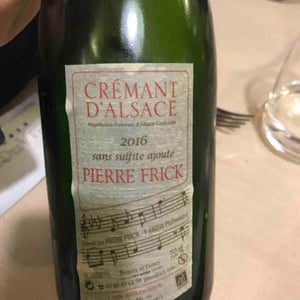 Crémant D'Alsace Blanc De Noir - Domaine Pierre Frick - Jean-Pierre, Chantal et Thomas Frick 