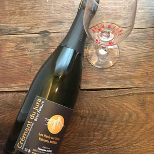 Crémant du Jura Rosé - Les Pieds Sur Terre - valentin-morel