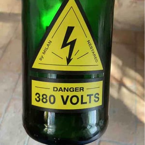 Danger 380 Volts - Milan Nestarec - milan-nestarec