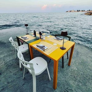 dinner by the sea - 