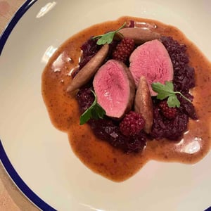 Heimisches Rotwild - Wein Bistro L’escalier - 407133