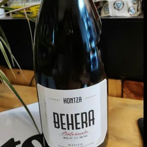 Behera - Viñedos Hontza - Alice Bridoux et Iker Garcia 
