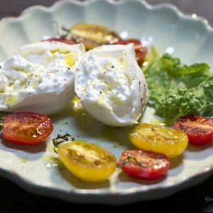 Burrata E Pomodorini - Culina Restaurant - 595326