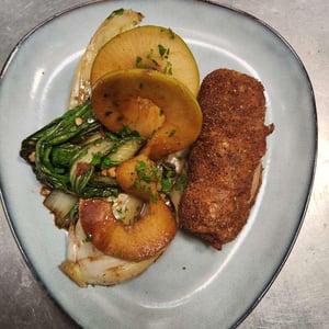 Filet De Mignon Pané ,Pak Choi Et Pomme Caramélisées - Bistro Dalpozzo - 586554