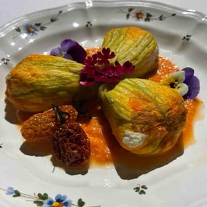 Fiori Di Zucca Ripieni Di Ricotta - Osteria del vicolo nuovo - 808244