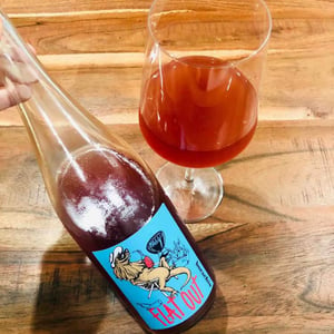 Flat Out - Borachio Wine - alicia-basa-mark-warner