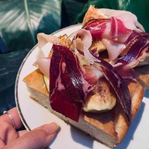 Focaccia Prosciutto E Fichi - Enoteca Primo - 503296