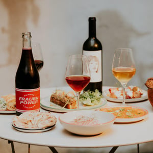 Frauenpower - Vin de La Gamba - Alanna Lagamba 