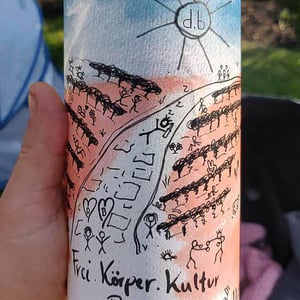 Weingut Bianka und Daniel Schmitt - Daniel & Bianka Schmitt - Frei. Körper. Kultur Weiss