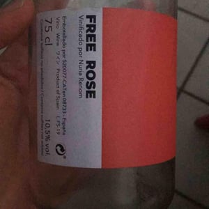 Free Rose - Les Cantarelles - nuria-renom-suarez