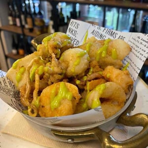 Fritto Misto Con Salsa Guacamole - Parbleu cafè - 714203