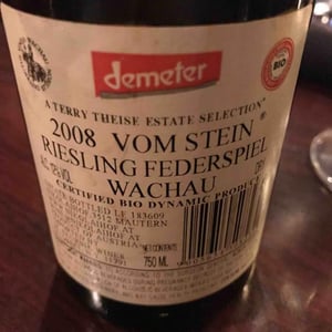 Vom Stein Riesling Federspiel - Weingut Nikolaihof Wachau - familie-saahs