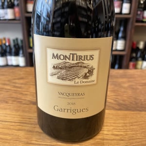 Garrigues - Domaine Montirius - Justine, Manon, Christine & Eric Saurel 