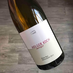 Pinot Noir Herrenstück - Weingut Holger Koch - holger-koch-gabrielle-engesser
