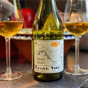 Grand Itata Blanco - Rogue Vine - leonardo-erazo-justin-decker