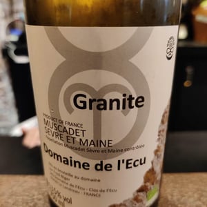 Granite - Domaine de L'Ecu - claire-fred-niger