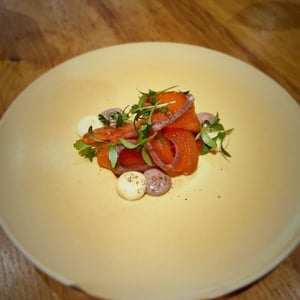 Gravlax de saumon - Les Mets Chai, le resto